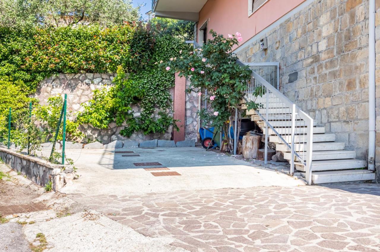 Lovely Apartment X5 W/ Terrace & Private Parking La Spezia Exterior foto